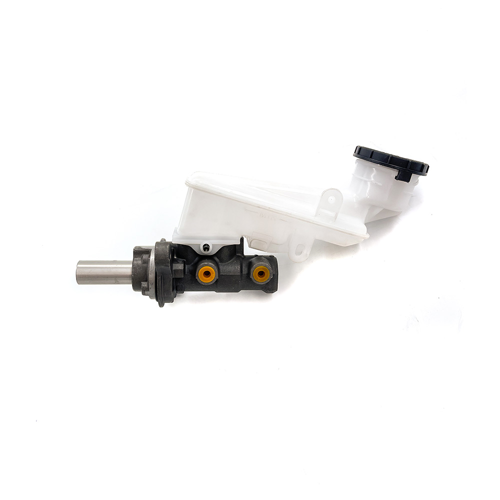 Brake Master Cylinder Isuzu for ISUZU KB240 LWB/DC — view 1